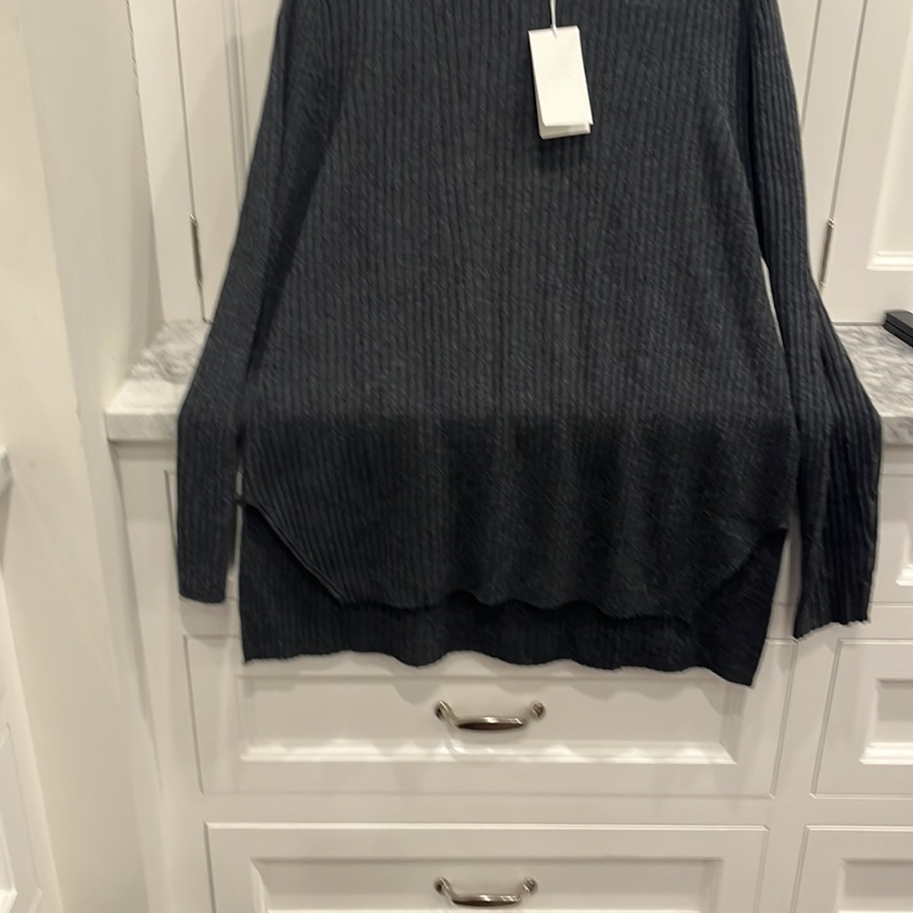 BOSS Sweater - Picture 3 of 5